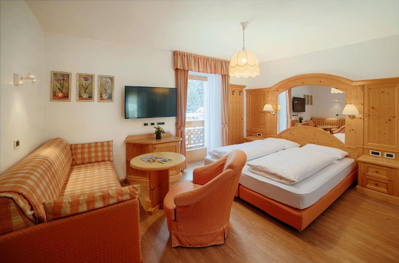 Hotel Villa Eden Corvara In Badia Exterior photo